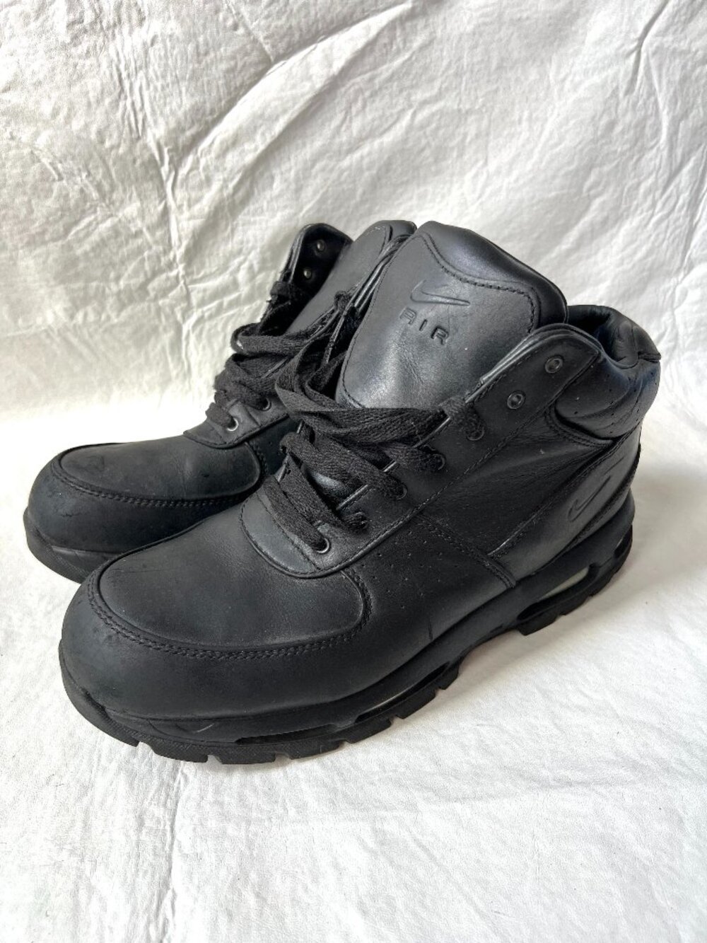 Nike Air Max Goadome boots US mens 12 triple black leather ACG lace up sneaker
